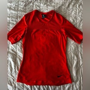 Nike Womens Pro Hypercool Short Sleeve Training Top orange women’s size small